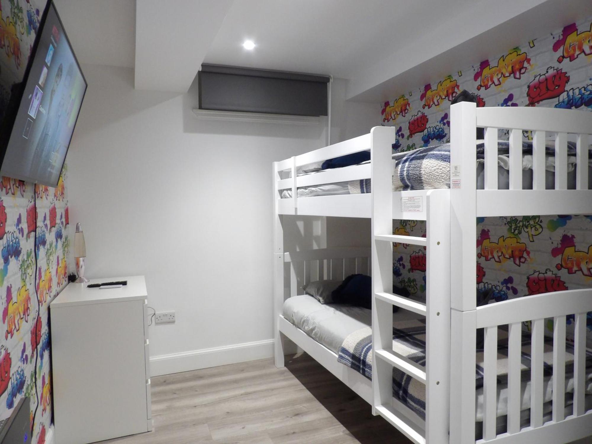 Lovely 3 Bedroom Apartment With Private Garden In Edinburgh City Centre ภายนอก รูปภาพ